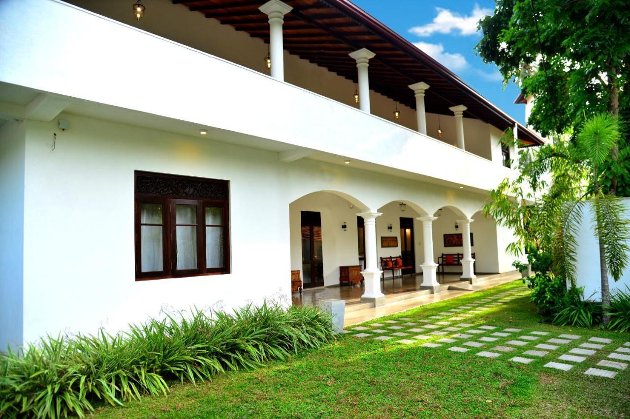 Boutique Villa Shanthi Hikkaduwa Exterior photo